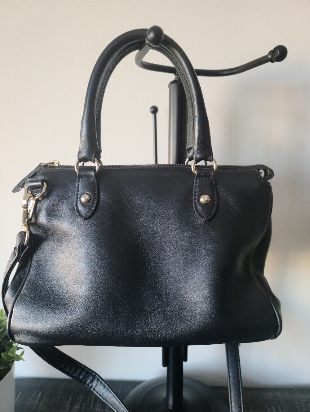 Roots Black Leather Satchel Crossbody Bag